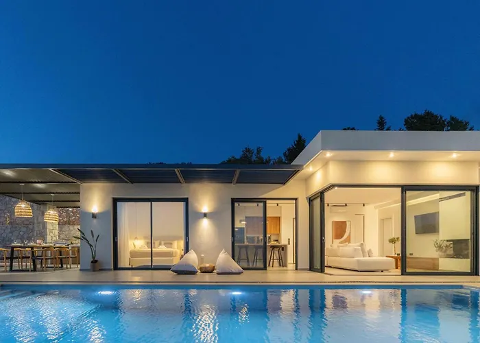 Nimbus Lefkada Villa *